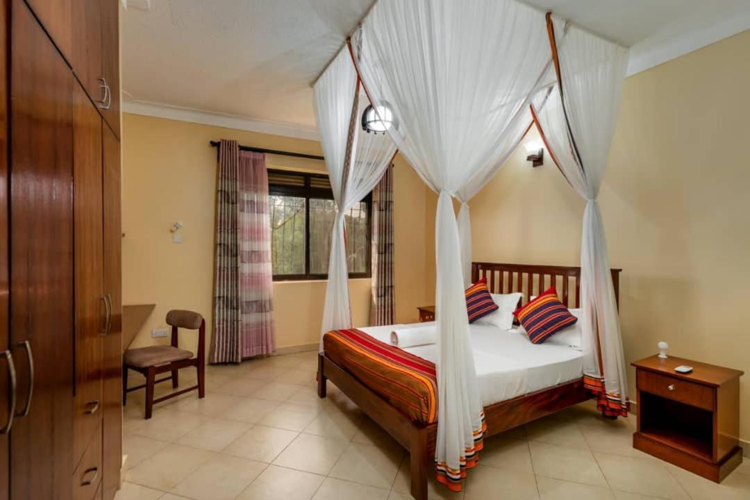 Victoria Breeze Suites, Entebbe Ngoại thất bức ảnh